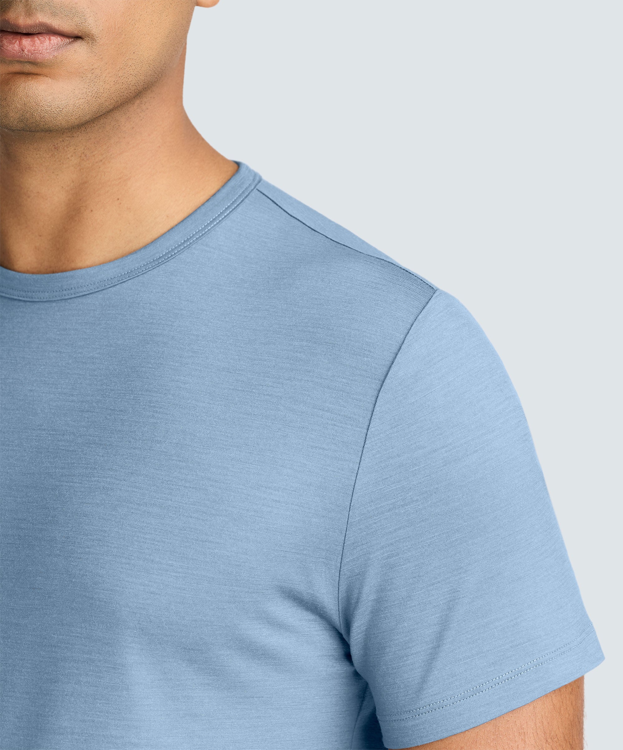 Men's Merino Ultralight Crew T-Shirt - Image 20