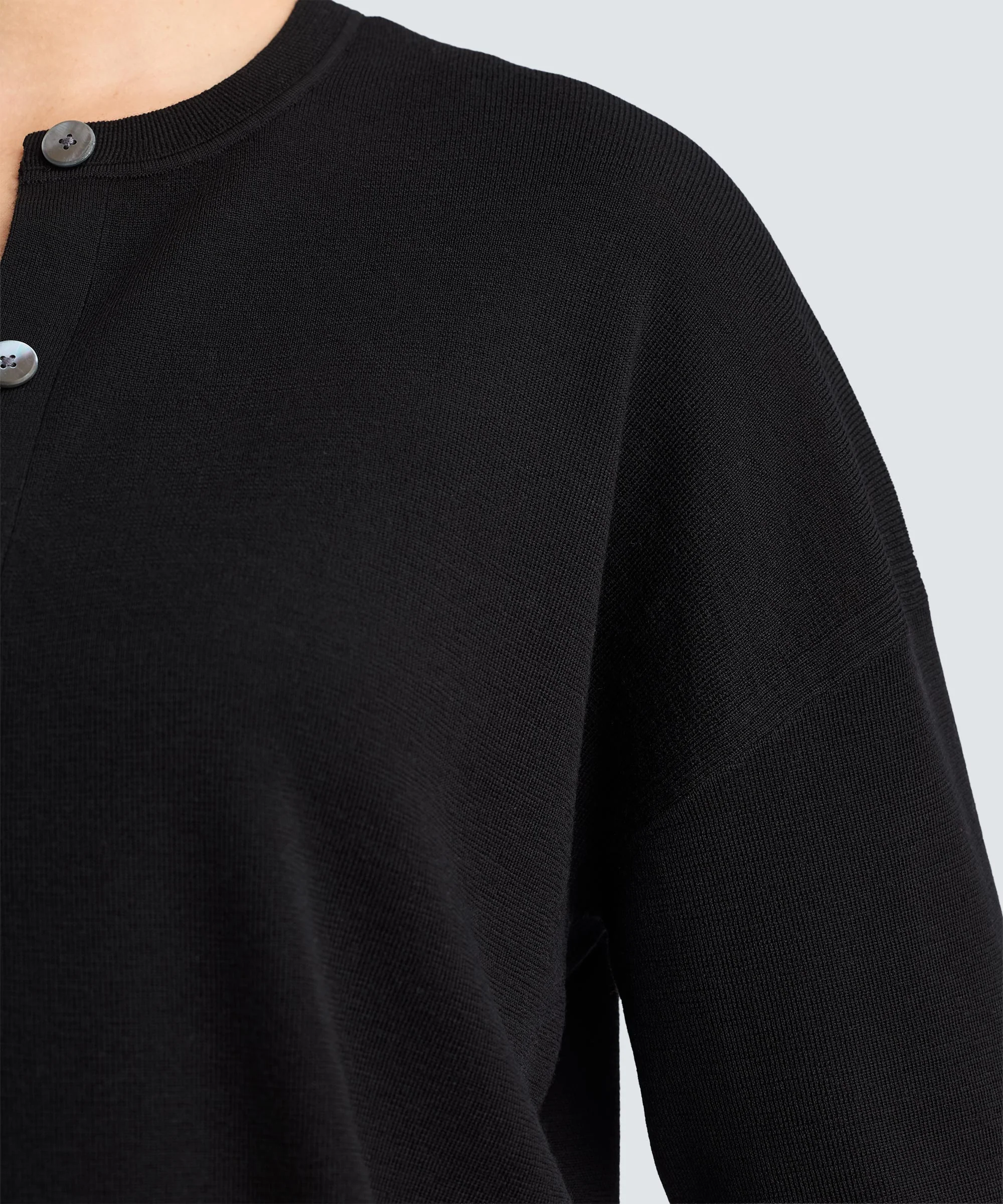 Women's Fine Knit Merino Cardigan - Image 17