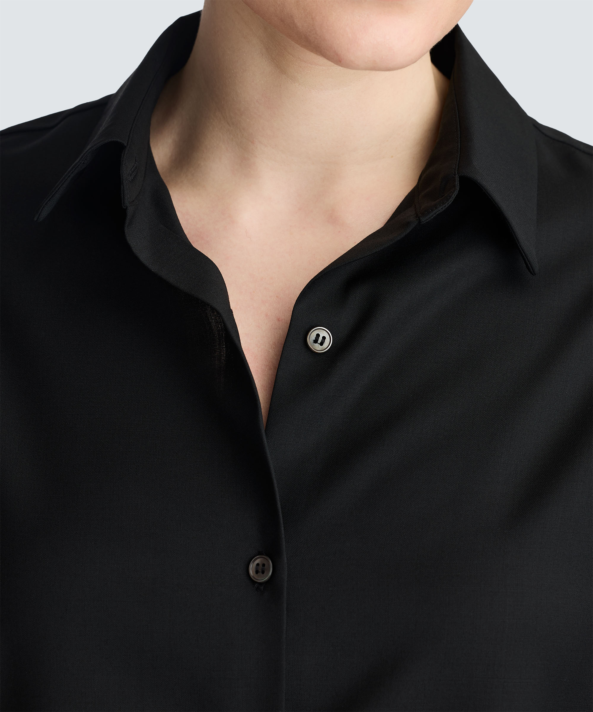 Women's Merino Poplin Button-Up - Image 12