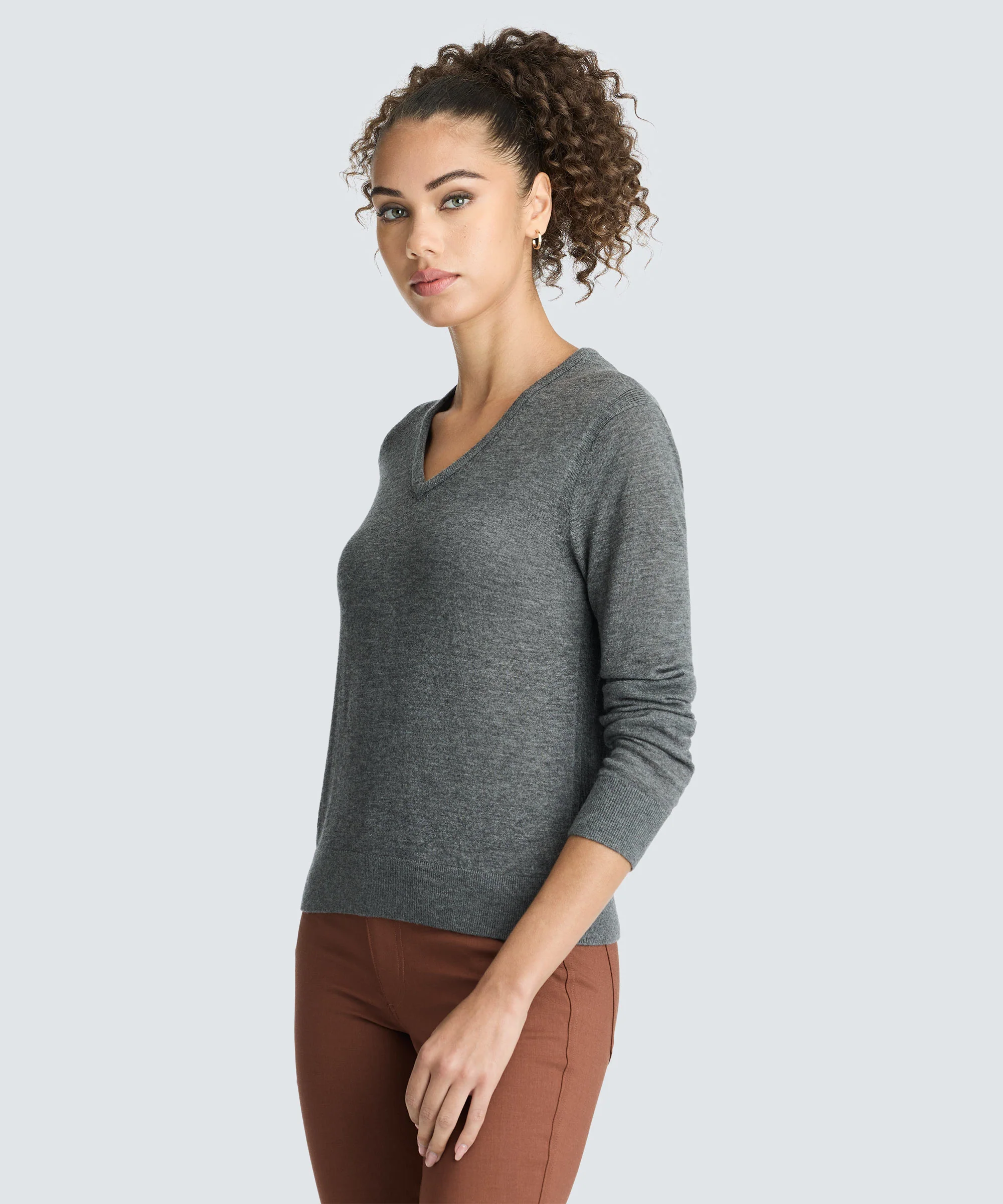 Women's Merino V-Neck Sweater - Image 10