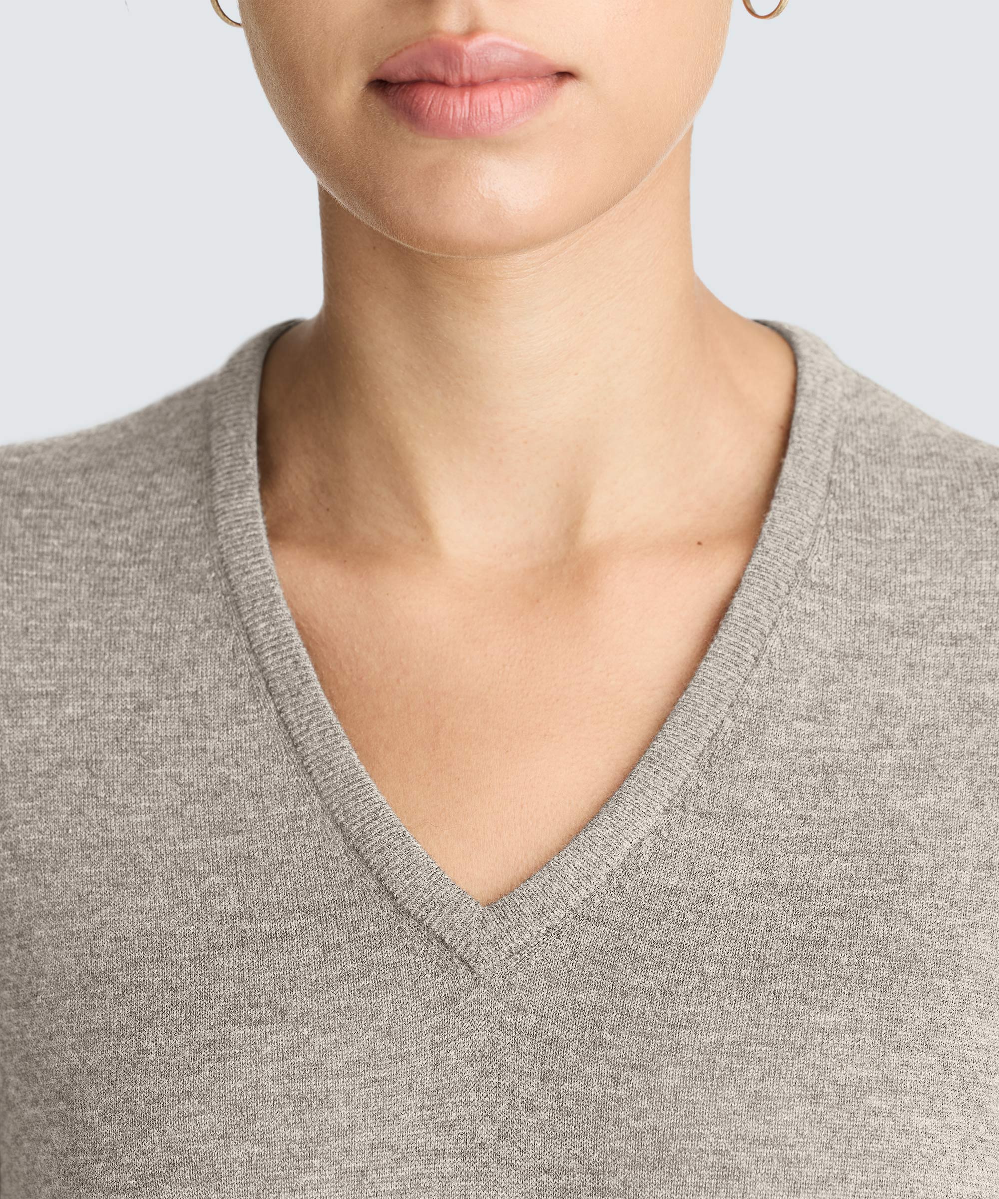 Women's Merino V-Neck Sweater - Image 15