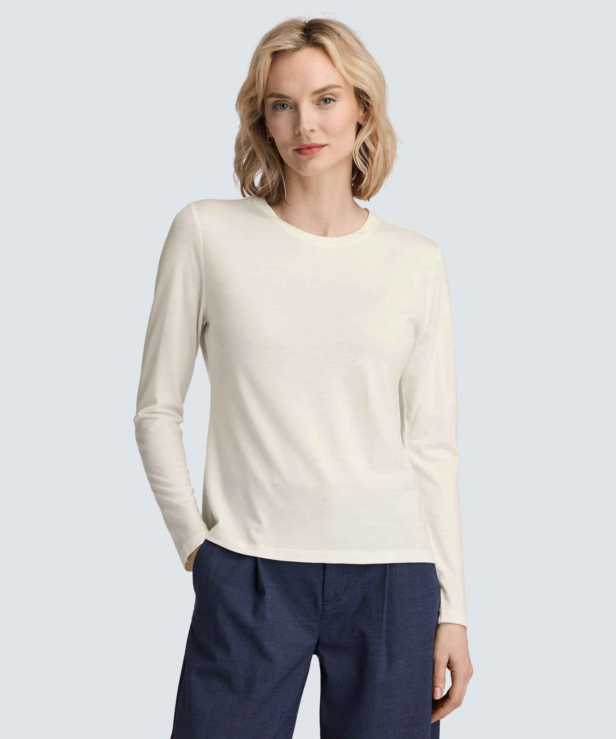 Women's Long Sleeve Merino Crew - Image 7