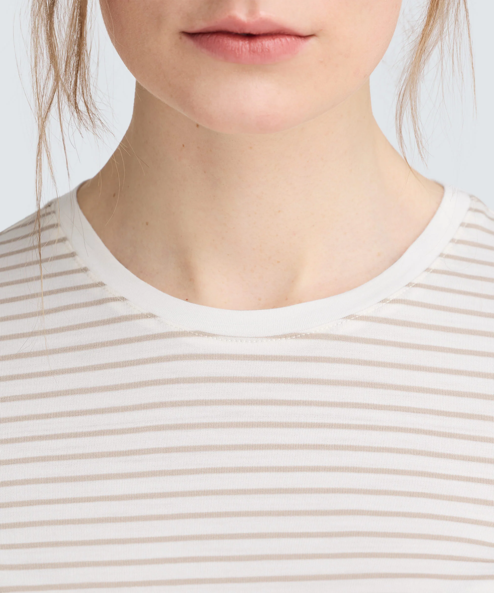 Women's Long Sleeve Merino Crew - Image 82