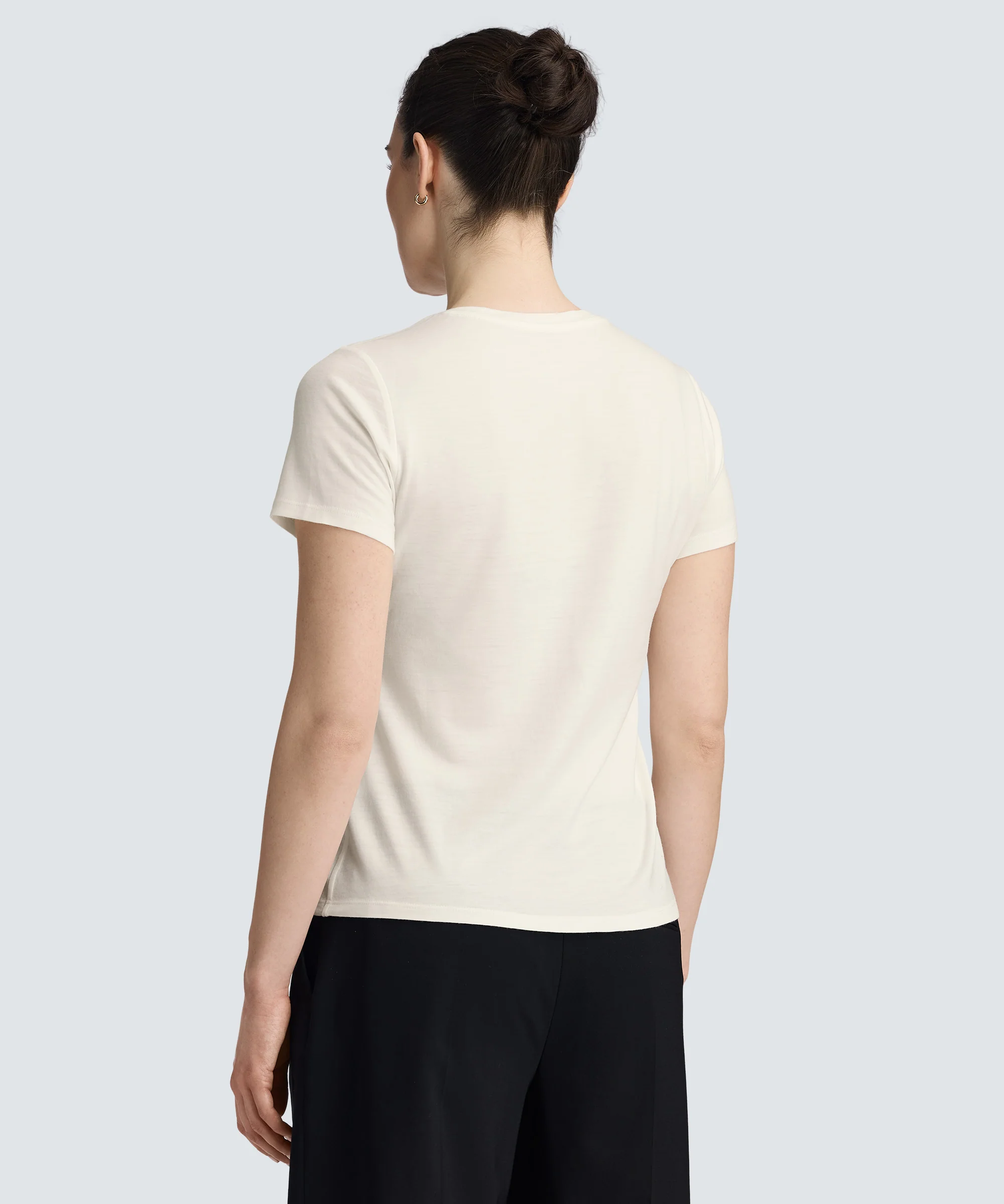 Women's Merino V-Neck T-Shirt - Image 105
