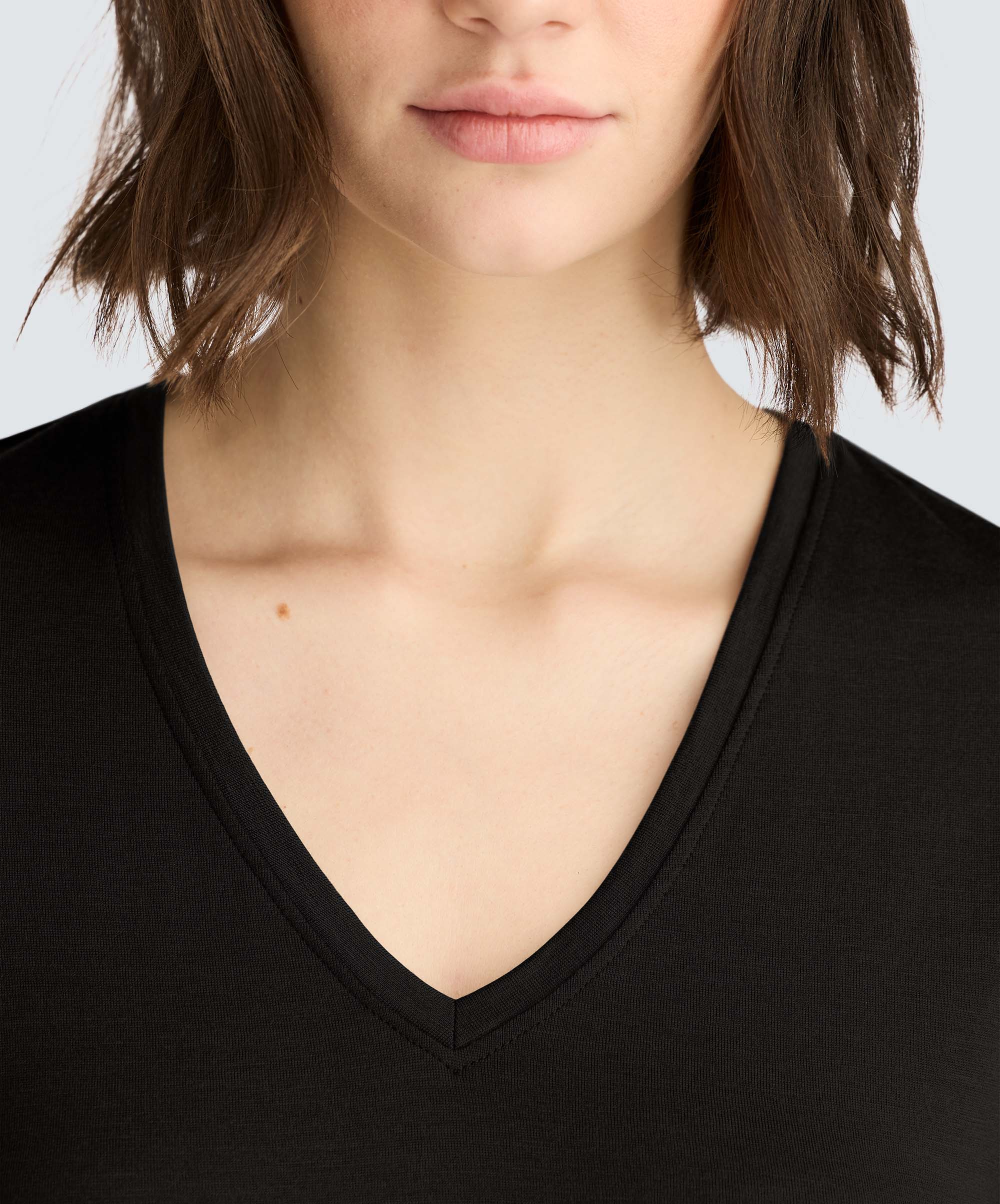 Women's Merino V-Neck T-Shirt - Image 55