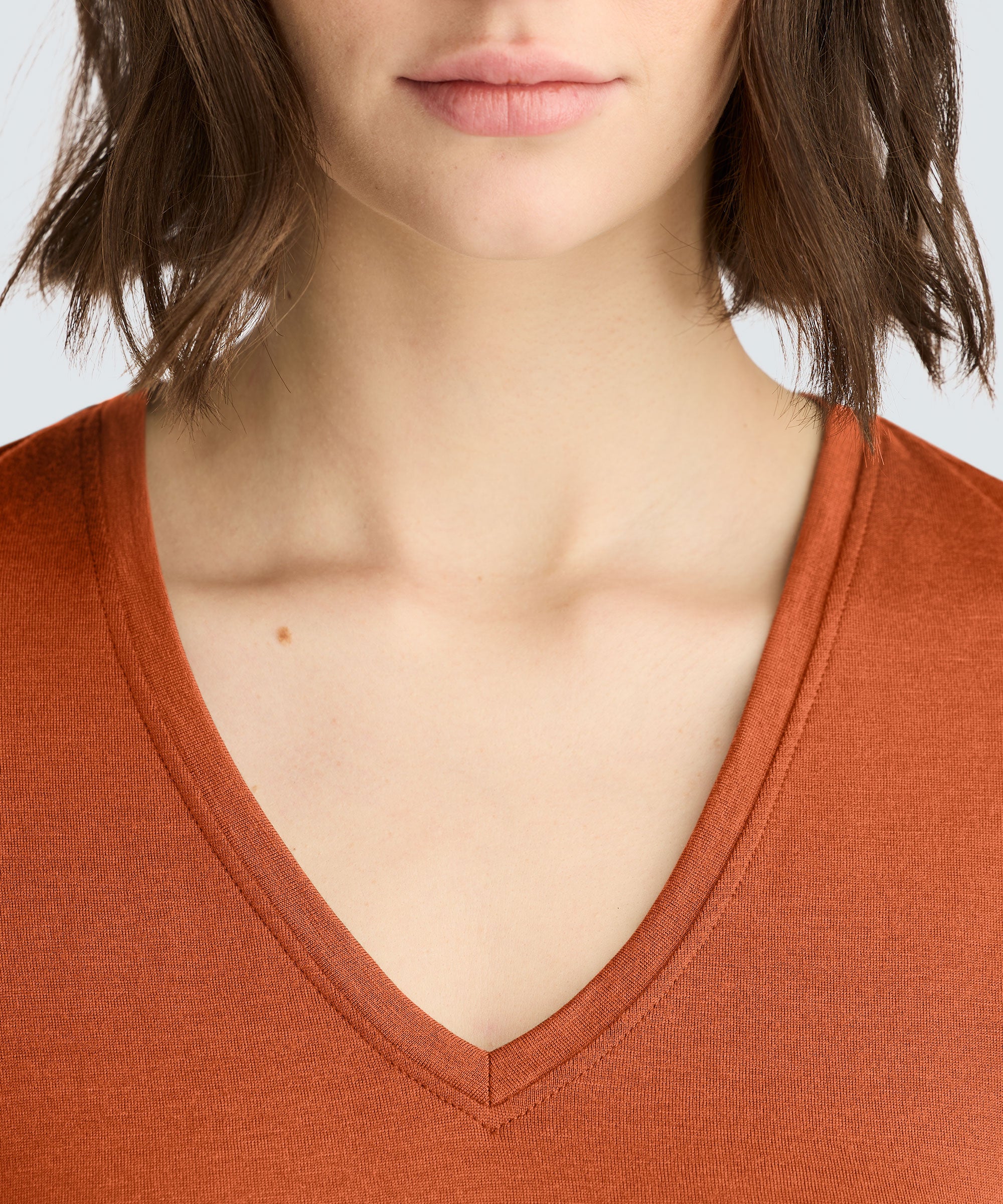 Women's Merino V-Neck T-Shirt - Image 92