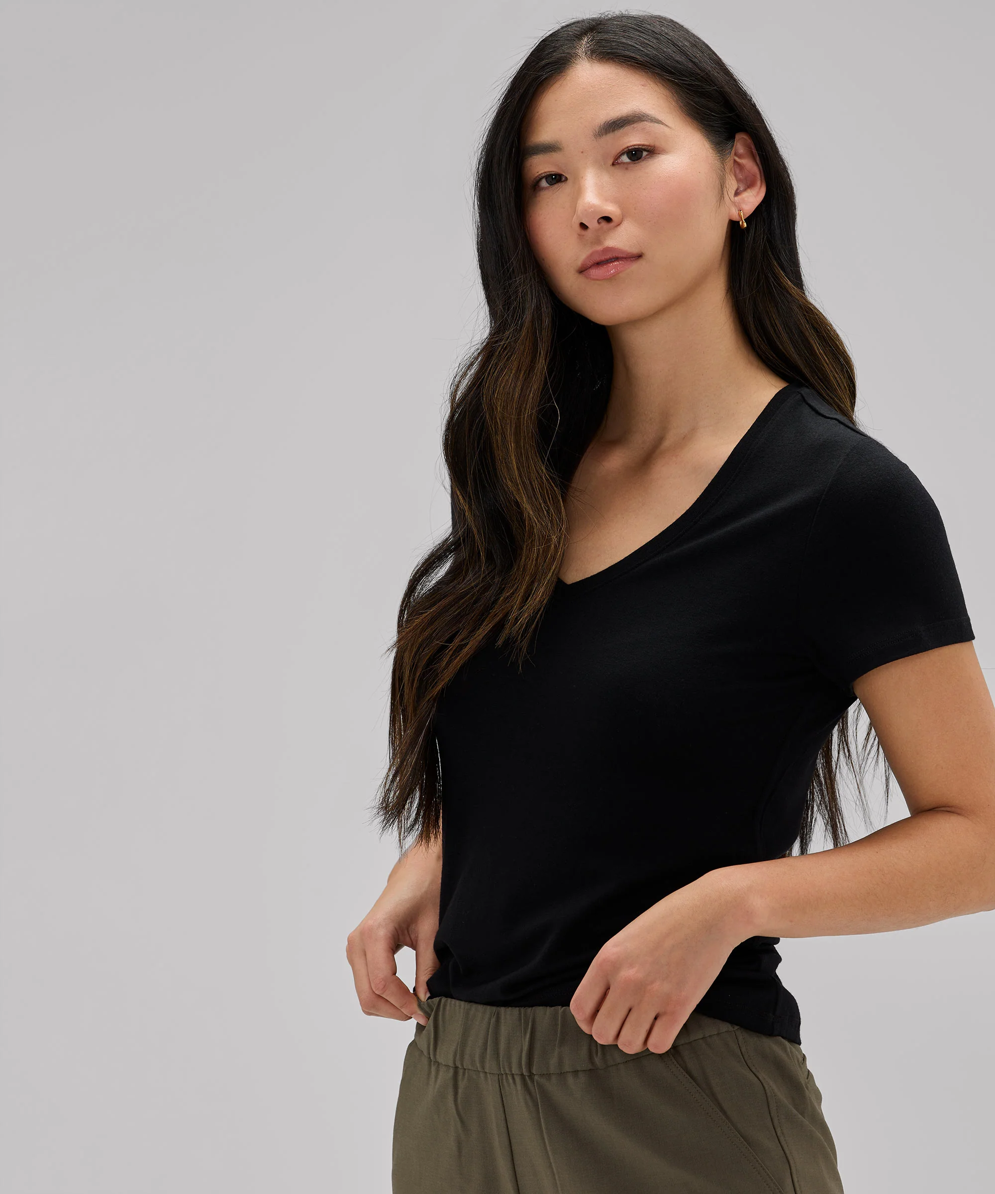 Women's Petite Merino V-Neck T-Shirt - Image 9