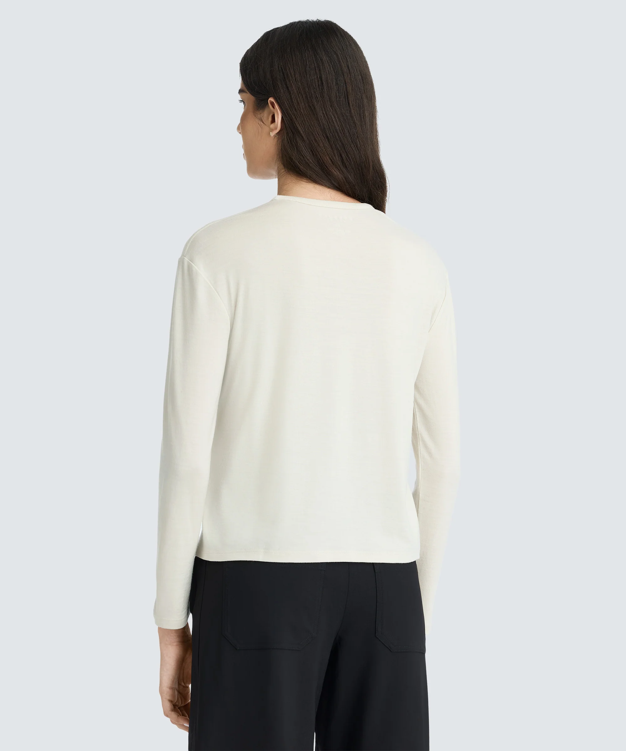 Women's Relaxed Long Sleeve Merino Crew - Image 20