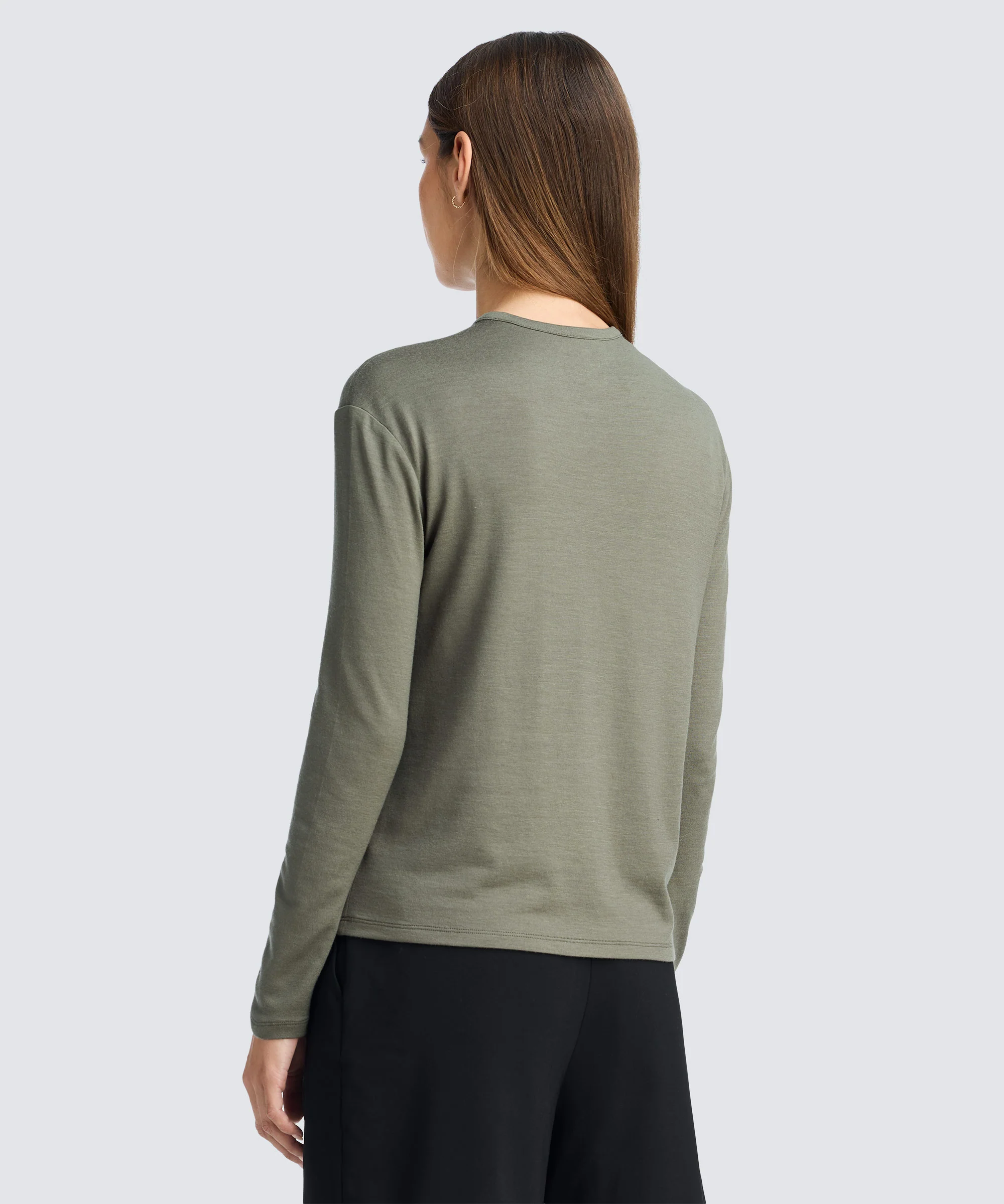 Women's Relaxed Long Sleeve Merino Crew - Image 9