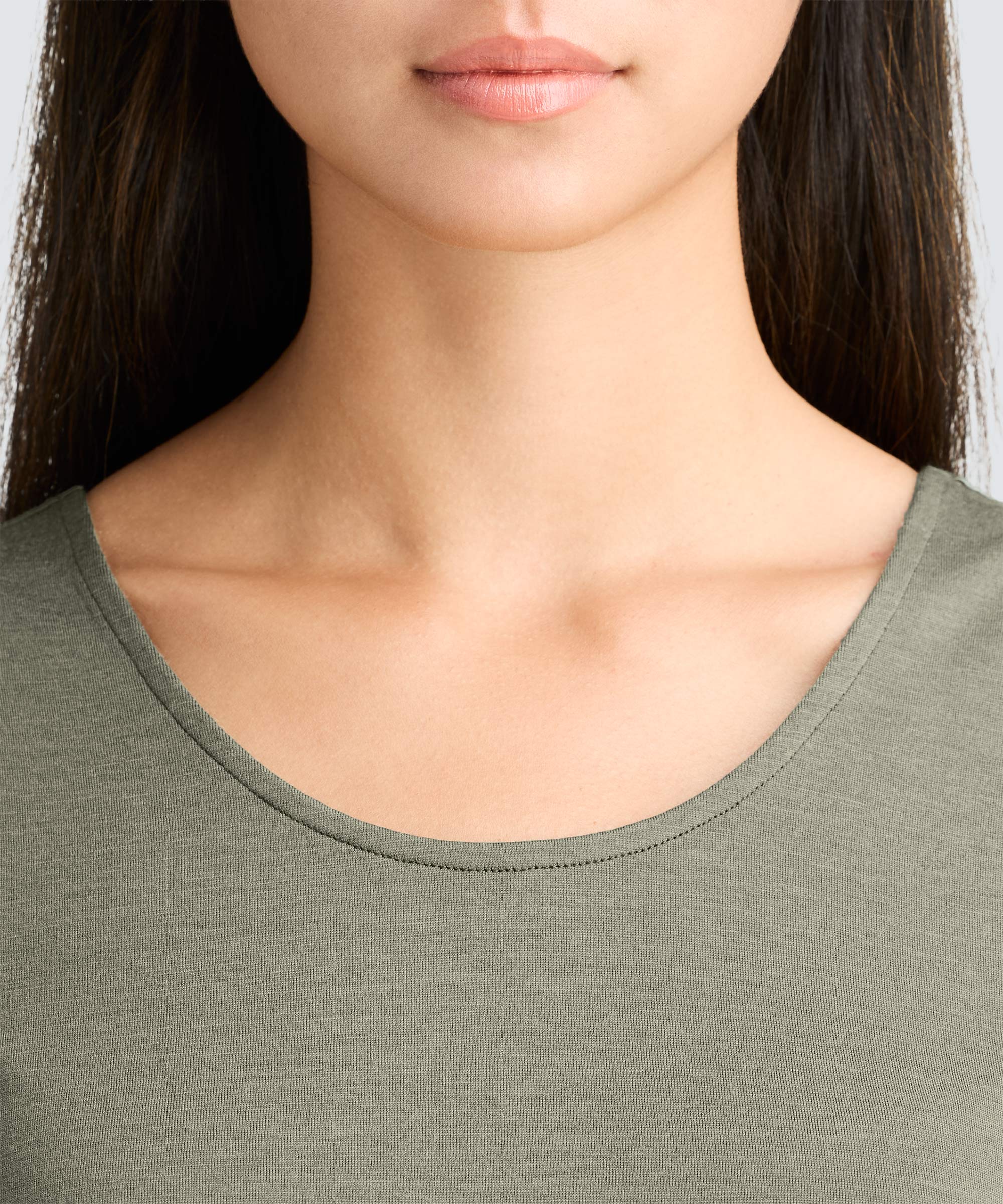 Women's Relaxed Merino Scoop Neck Tank - Image 12