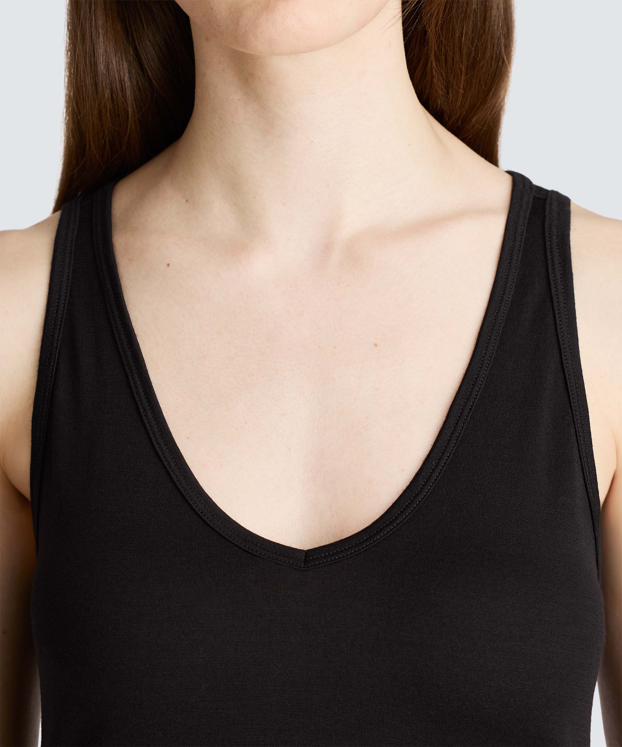 Women's Relaxed Merino V-Neck Tank - Image 3