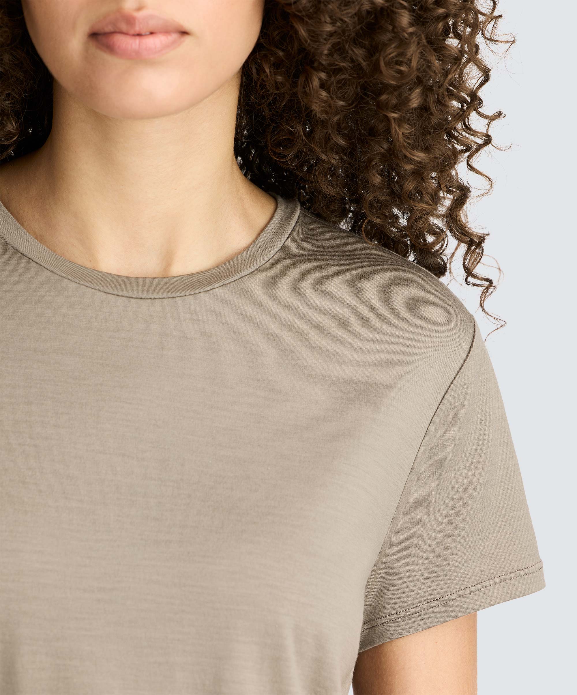 Women's Ultrafine Merino Sleep Top - Image 9